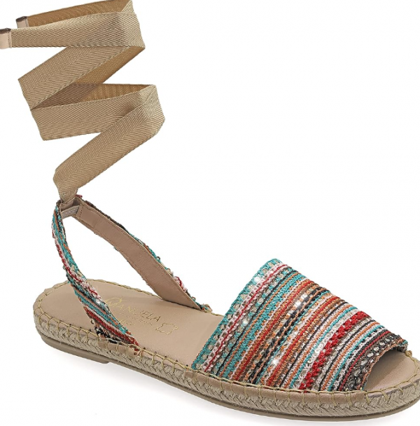 Espadrilles dengan bahan rajut alami